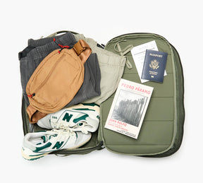 Aero Travel Backpack 35L Pre-order