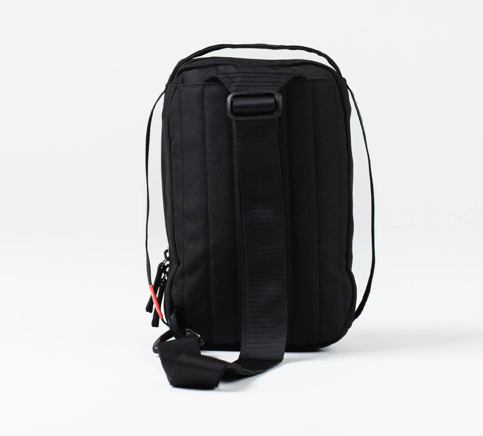 The 5L Anywhere Sling in Black