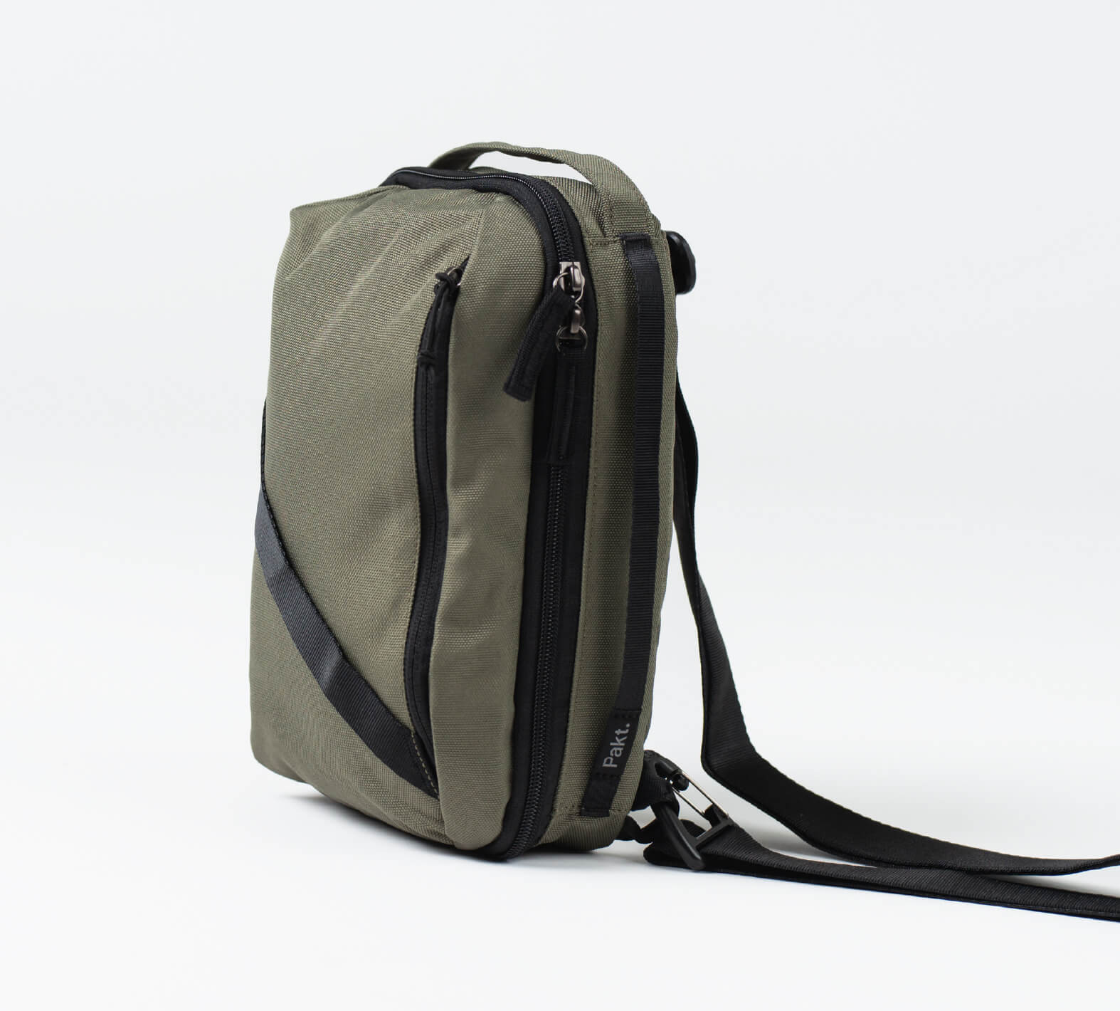 The 5L Anywhere Sling in Green